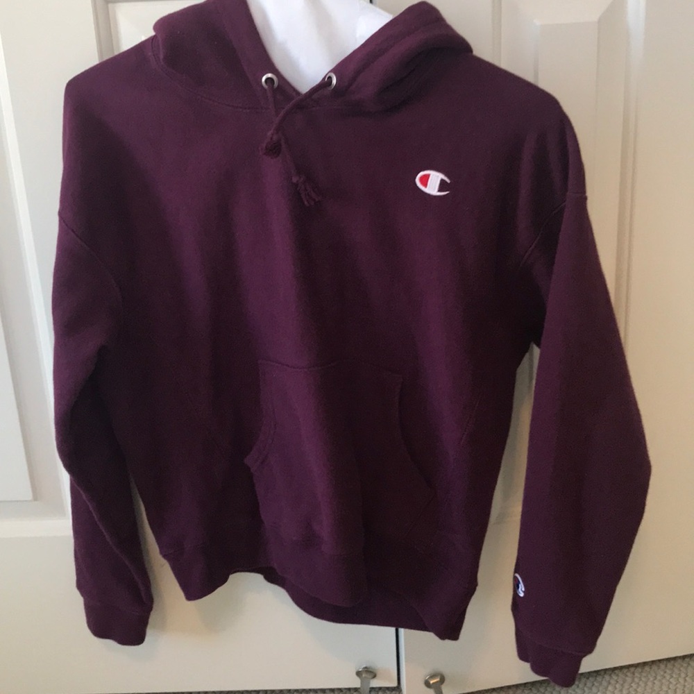 Purple champion hoodie. In perfect condition!